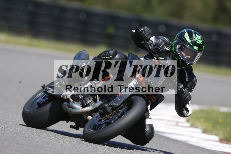 /Archiv-2025/48 25.08.2025 Cornu Master School ADR/rot-rouge/38